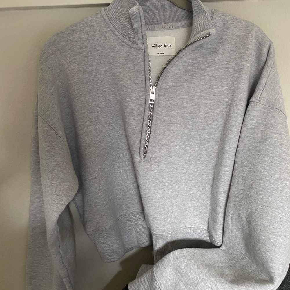 *SOLD* Wilfred Gray Half-Zip Women's Top